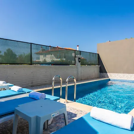 Azalea 2 Villa